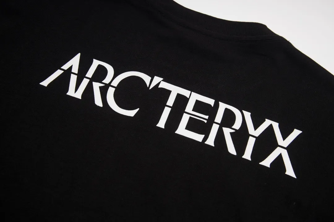 【 Quality】 Arc’teryx 𝟮𝟰𝘀𝘀 T ， ， ， OS g 100% Quality ： ：White Black Size：XS S M L